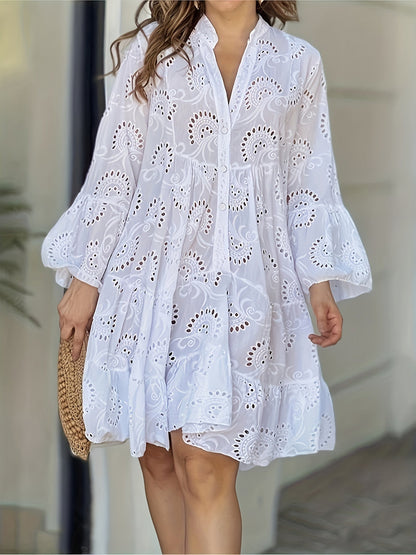 Women’s loose V-neck shirt dress with flared sleeves and patchwork design