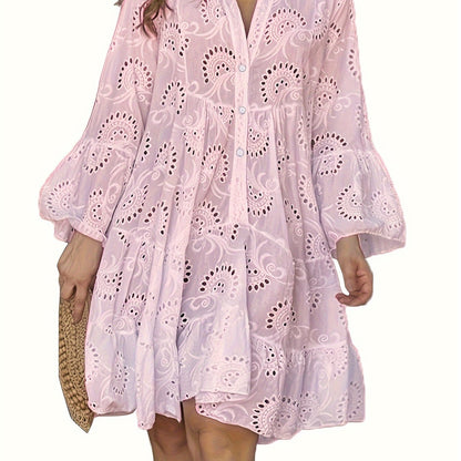 Women’s loose V-neck shirt dress with flared sleeves and patchwork design