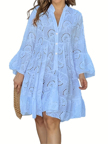 Women’s loose V-neck shirt dress with flared sleeves and patchwork design