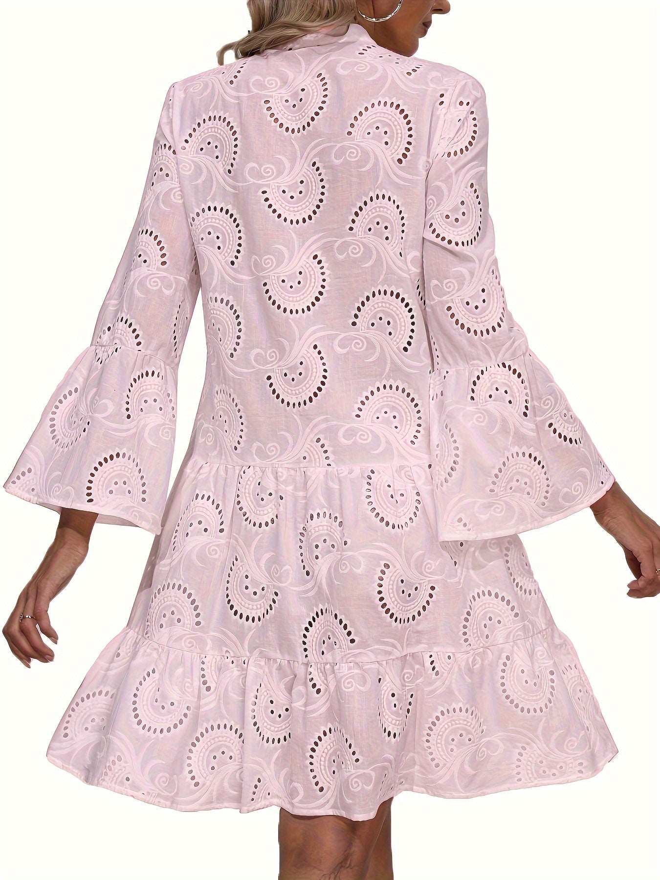 Women’s loose V-neck shirt dress with flared sleeves and patchwork design