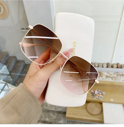 Women's Fashion Metal Large Frame Fade Light Driving Sunglasses
