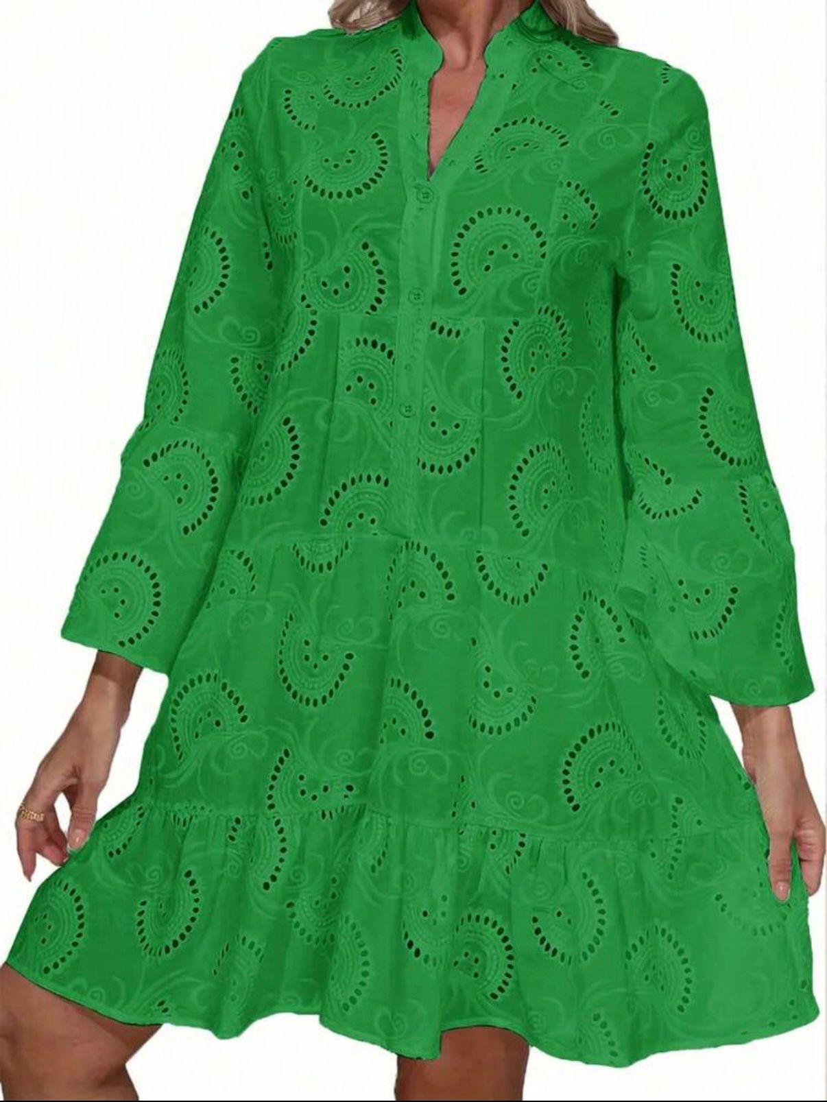 Women’s loose V-neck shirt dress with flared sleeves and patchwork design