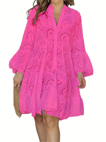 Women’s loose V-neck shirt dress with flared sleeves and patchwork design