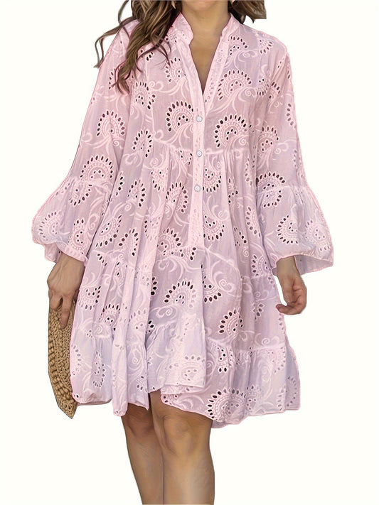 Women’s loose V-neck shirt dress with flared sleeves and patchwork design