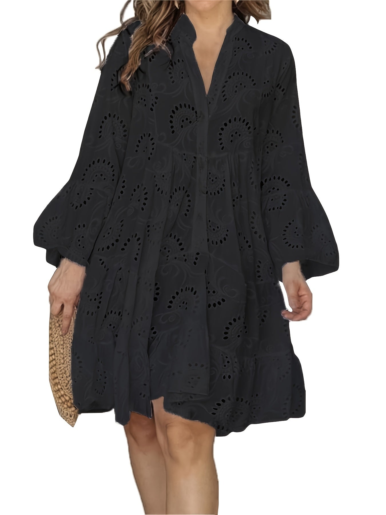 Women’s loose V-neck shirt dress with flared sleeves and patchwork design